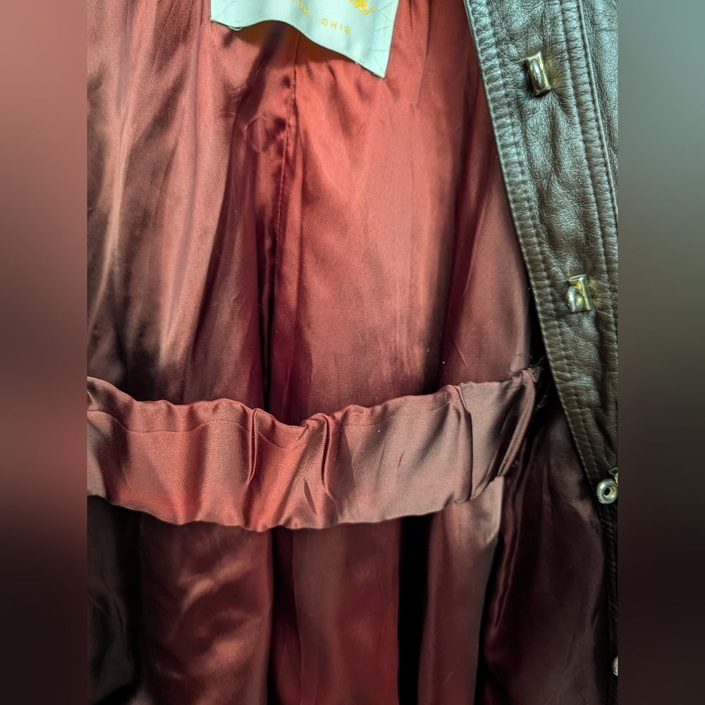 Chocolate Brown Leather Caplet - Picture 5 of 6